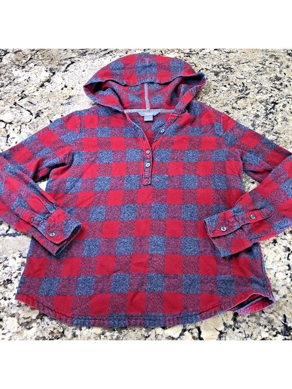 Size M Natural Reflections Women’s Long Sleeve Pullover Shirt Red Grey Plaid IN